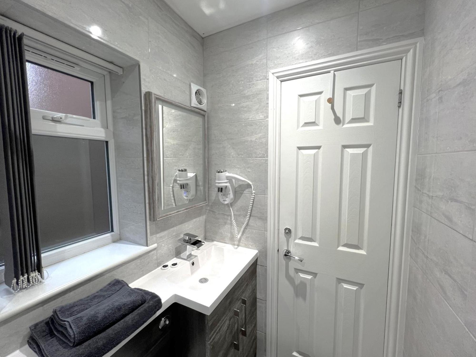 Melbury Rooms & Studios Exeter Bagian luar foto