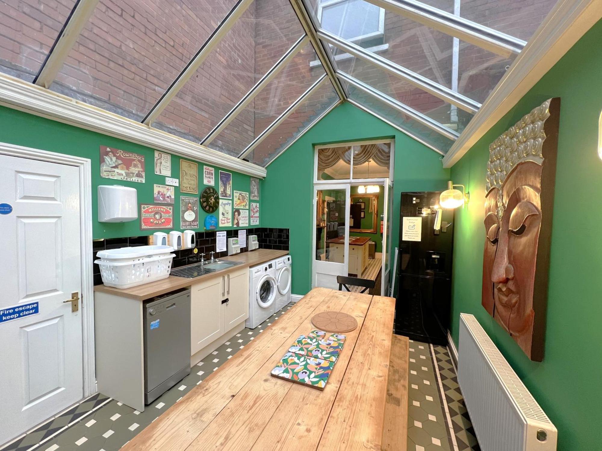 Melbury Rooms & Studios Exeter Bagian luar foto
