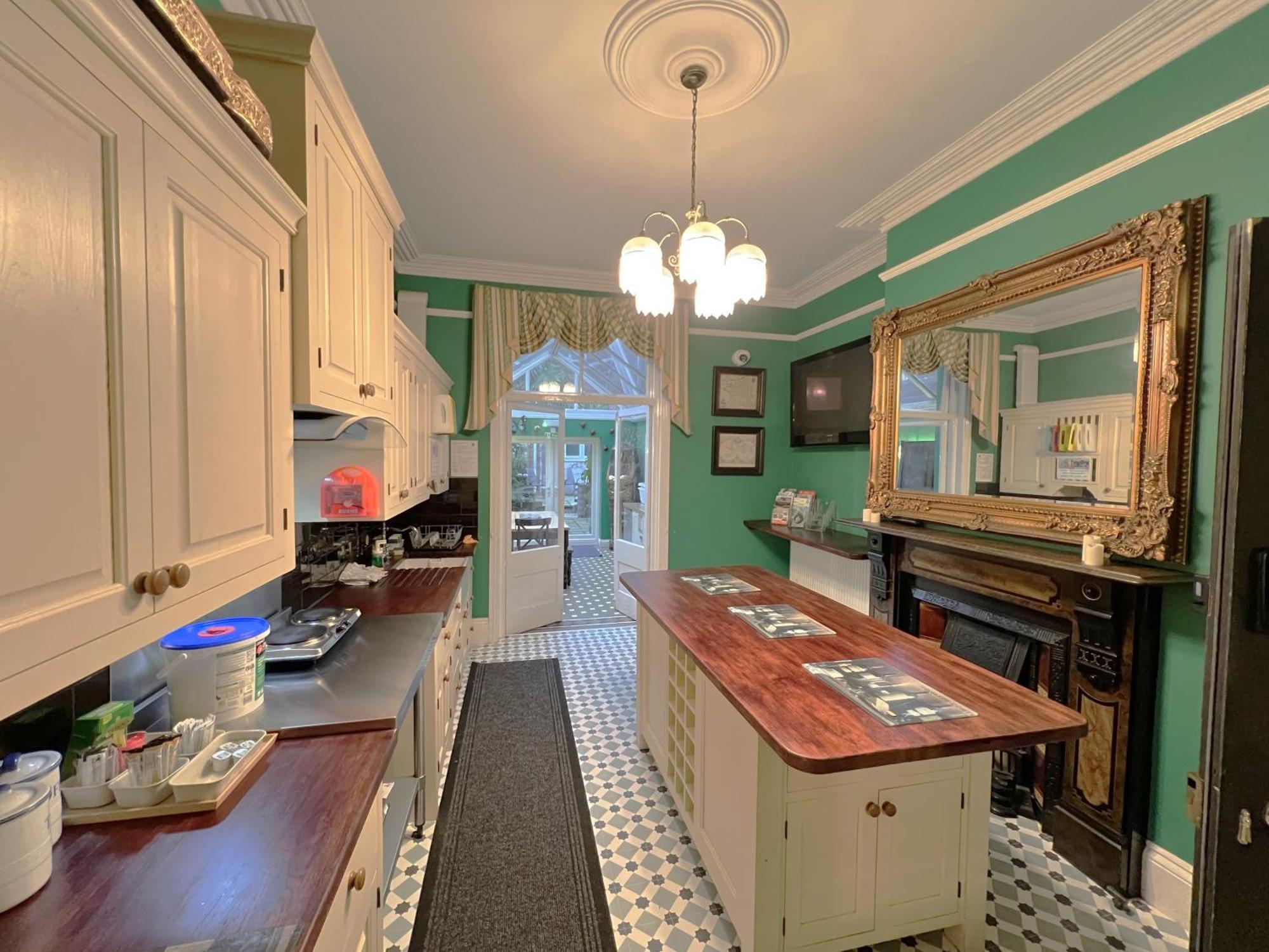 Melbury Rooms & Studios Exeter Bagian luar foto